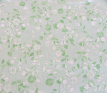 Load image into Gallery viewer, Daisy Delight  04 Pale Green